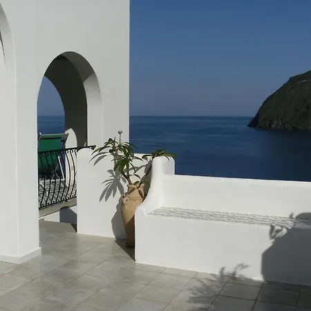 Vista Mare Mela Апартаменты *