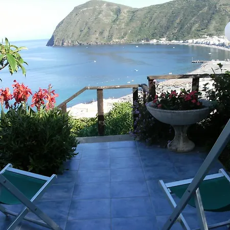 Vista Mare Mela Città di Lipari