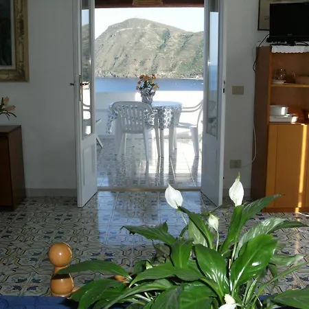 Vista Mare Mela *