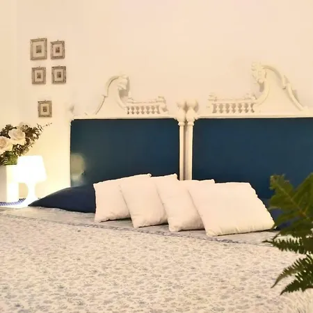 Vista Mare Mela Апартаменты *