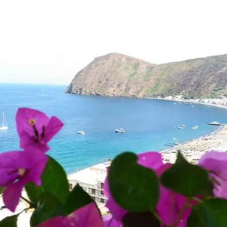 Vista Mare Mela Апартаменты *