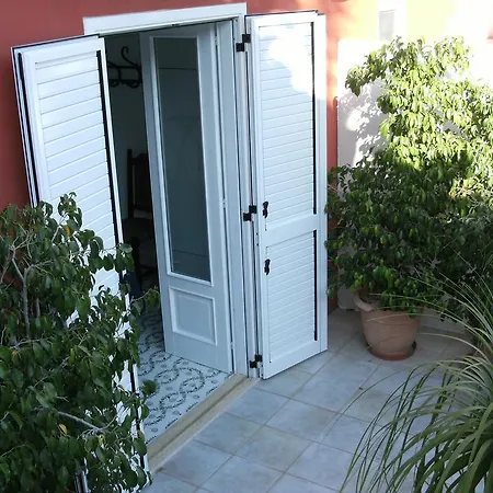 Vista Mare Mela Apartament *